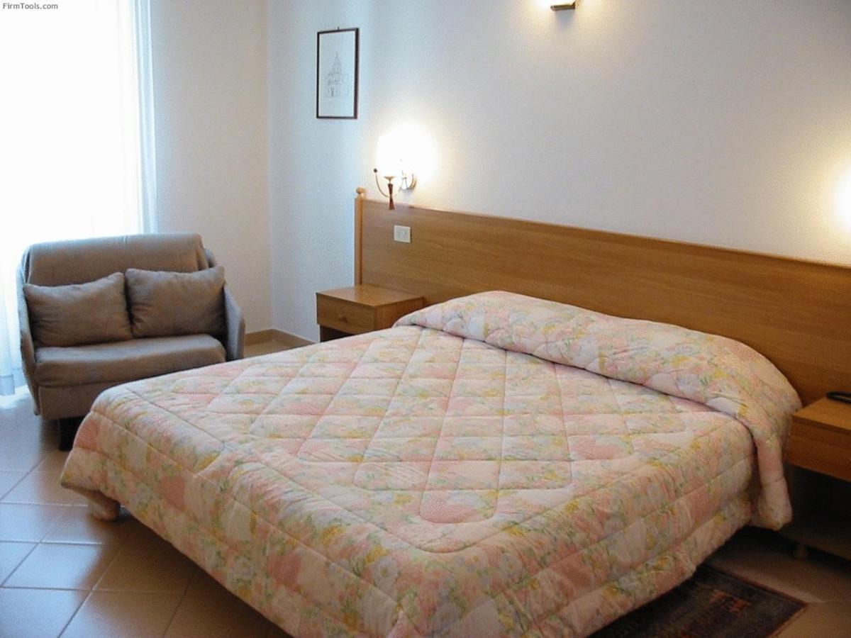 מסניה Hotel Castello חדר תמונה