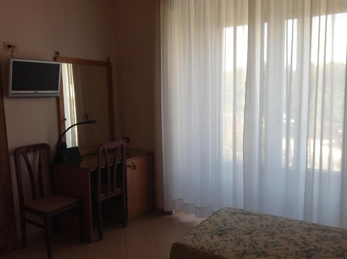 מסניה Hotel Castello חדר תמונה