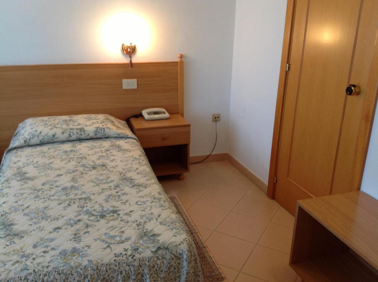 מסניה Hotel Castello חדר תמונה