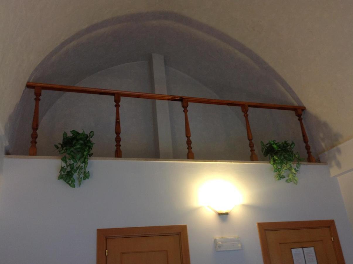 מסניה Hotel Castello מראה פנימי תמונה